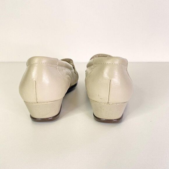 SAS Cream Leather Slip On Comfort Loafer - Picture 4 of 6
